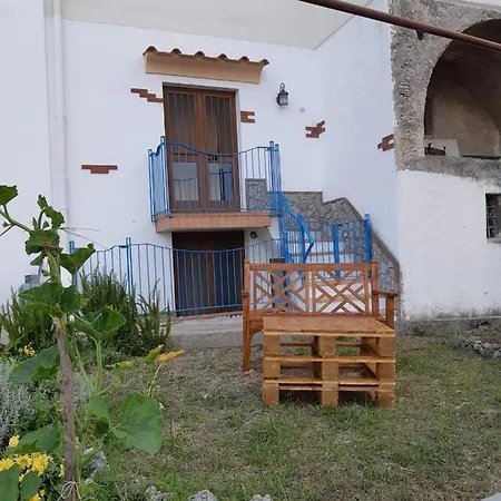 Vakantiehuis La Casa Nella Roccia *