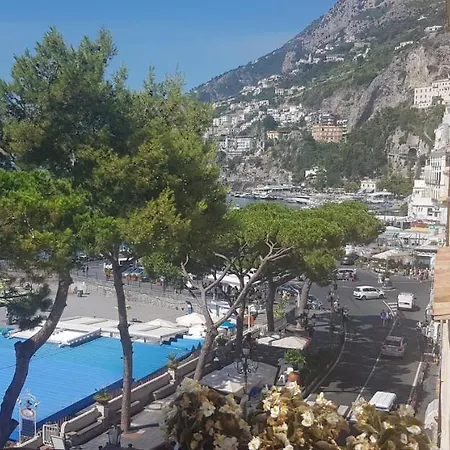 La Casa Nella Roccia Vakantiehuis *