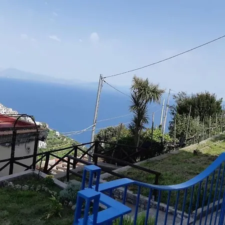 La Casa Nella Roccia *