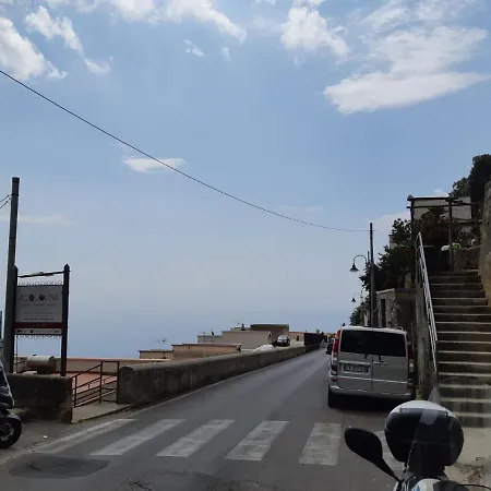 La Casa Nella Roccia Vakantiehuis Amalfi